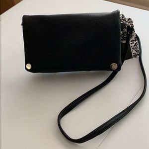 Crossbody Purse in Black Vegan Leather